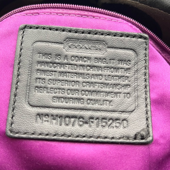 Coach Lynn Soho Signature Hobo Bag - Picture 3 of 4